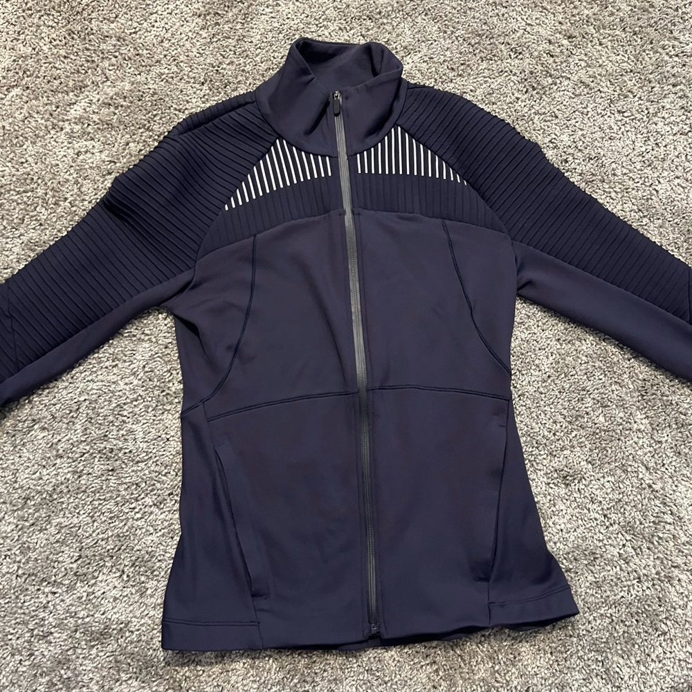 Navy lululemon Chill Going Strong Jacket Size 4